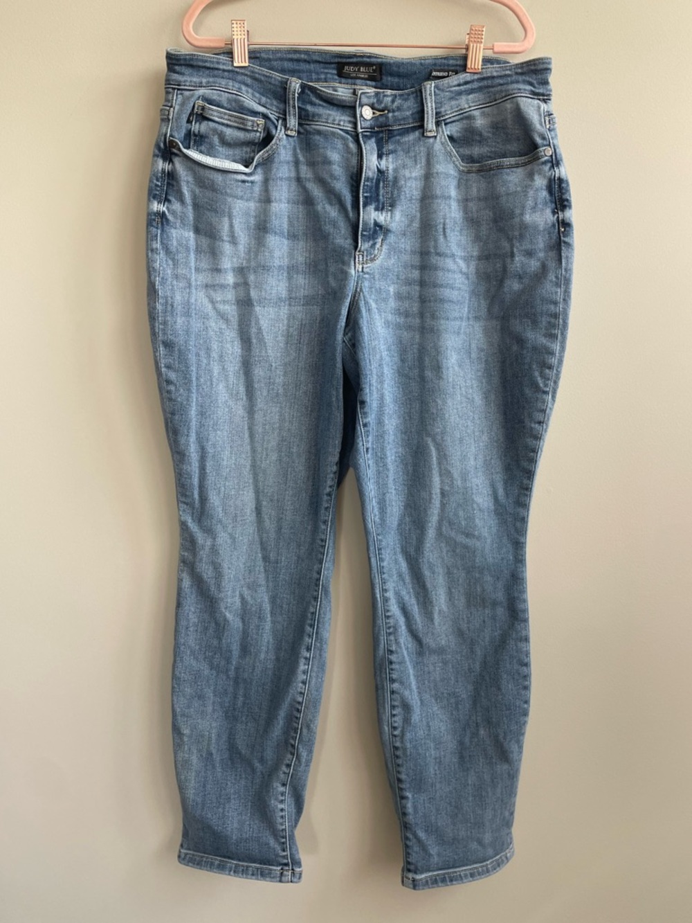 Judy Blue Boyfriend Fit High Rise Light Wash Denim Jeans